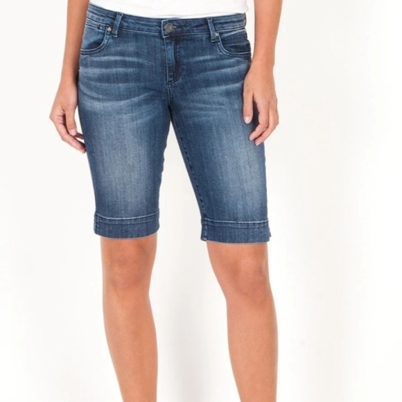 KUT From The Kloth “So Low” Distressed Blue Denim Size 4 Bermuda EUC Jean Short - Picture 2 of 16